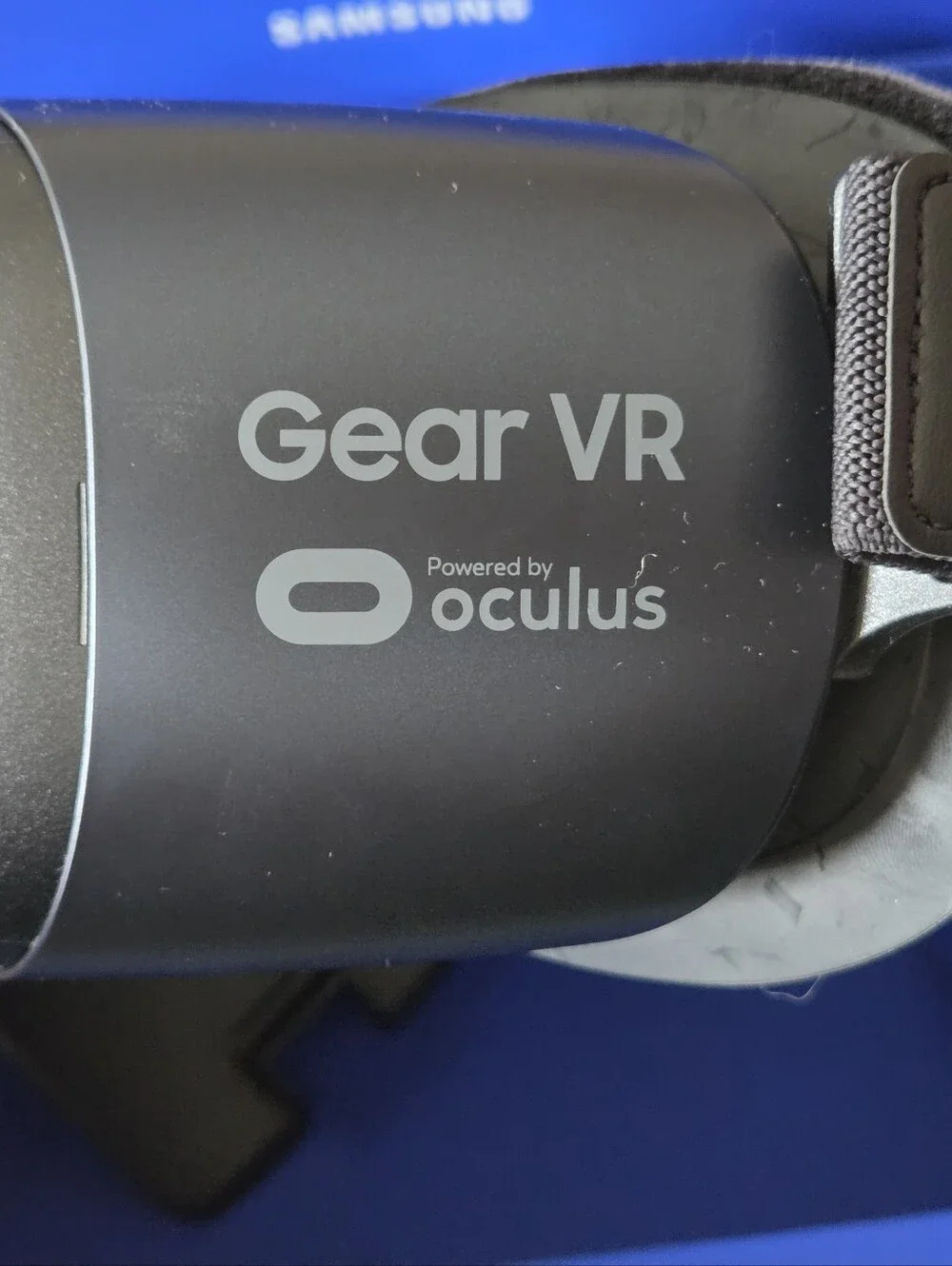 Samsung VR Headset Oculus SM-R323